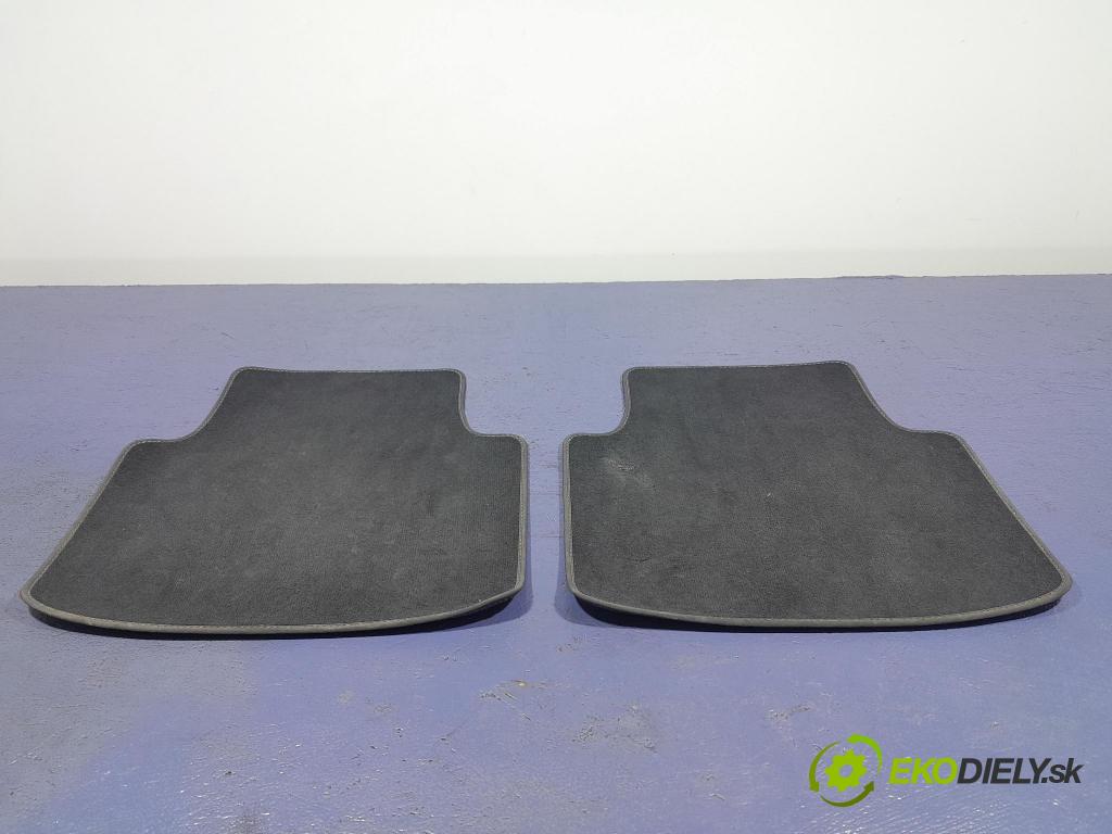Skoda Superb 2019 koberec do auta 3V1863011