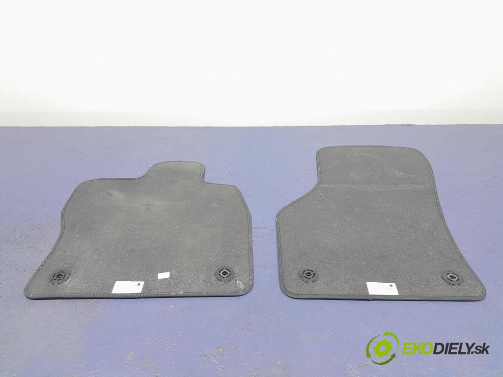 Skoda Superb 2019 koberec do auta 3V1863011