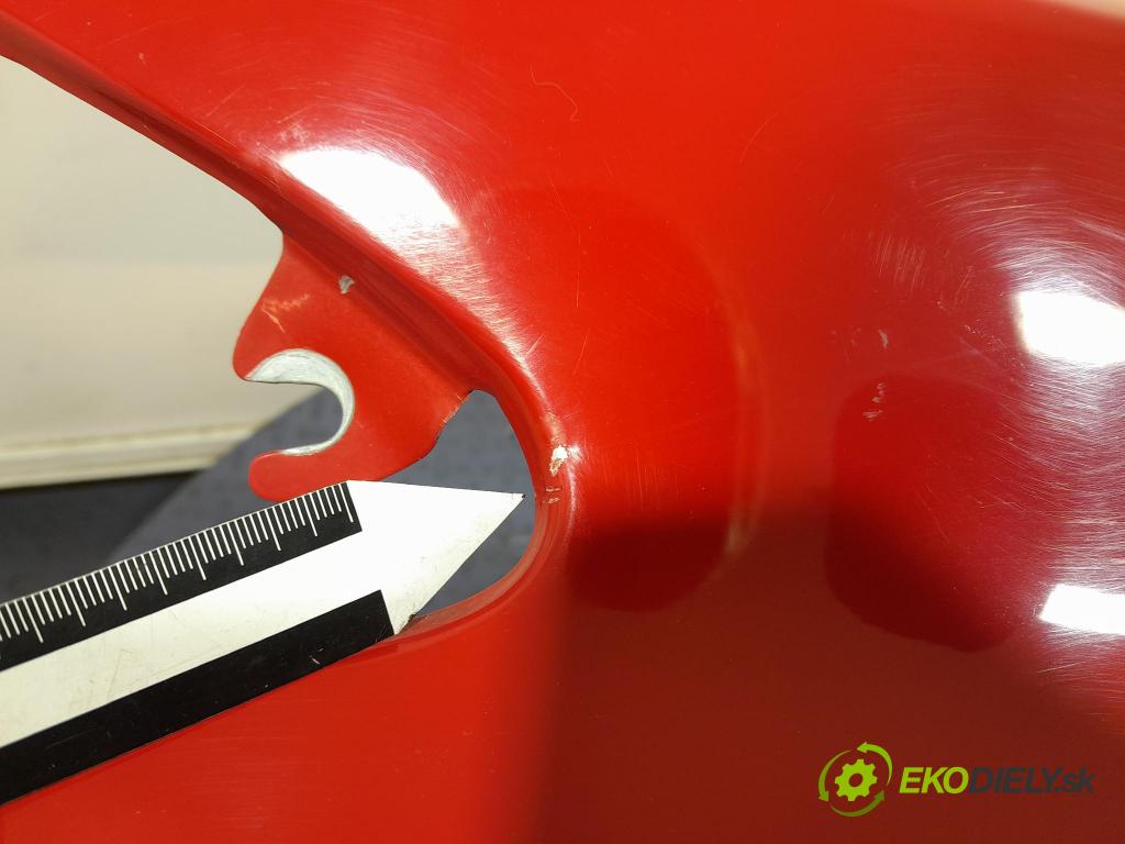 Opel Corsa 2010 blatník Predné v pravo: