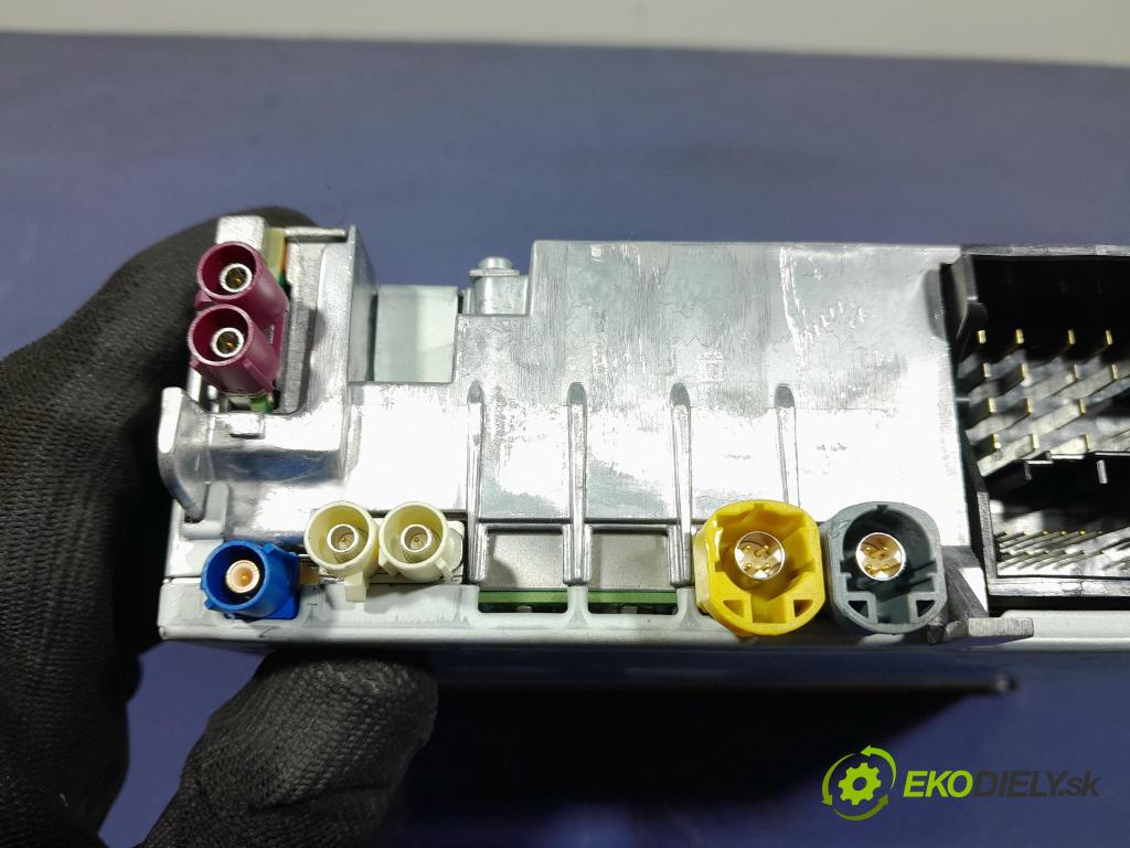 Audi Q7 2018 Radio I Navigácia: 4M1035044B