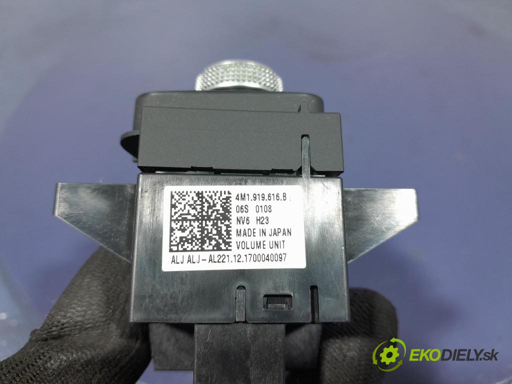 Audi Q7 2018 Přepínač Radio Navigace 4M1919616B