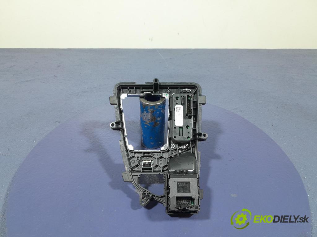 Audi Q7 2018 kryt Plast: Interiéry: 4M1713111F