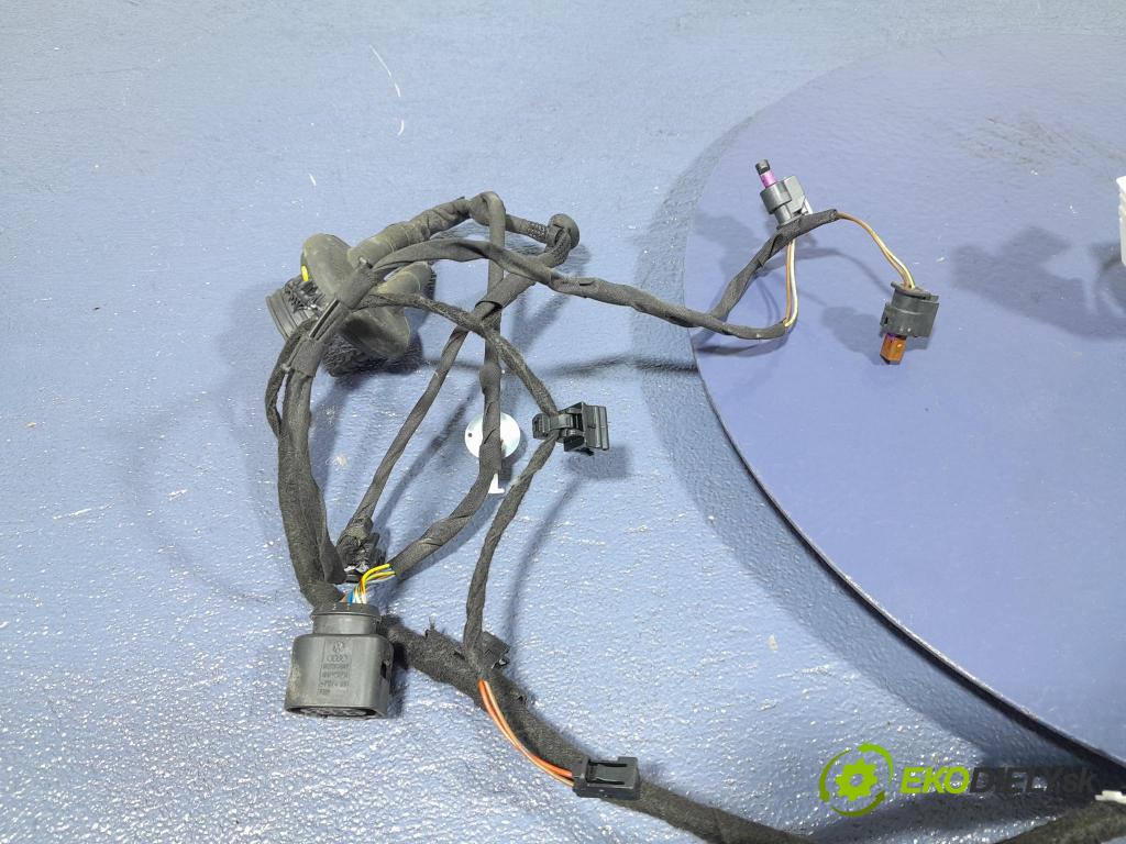 Audi Q7 2018 instalace Elektrický: 4M0971687FS