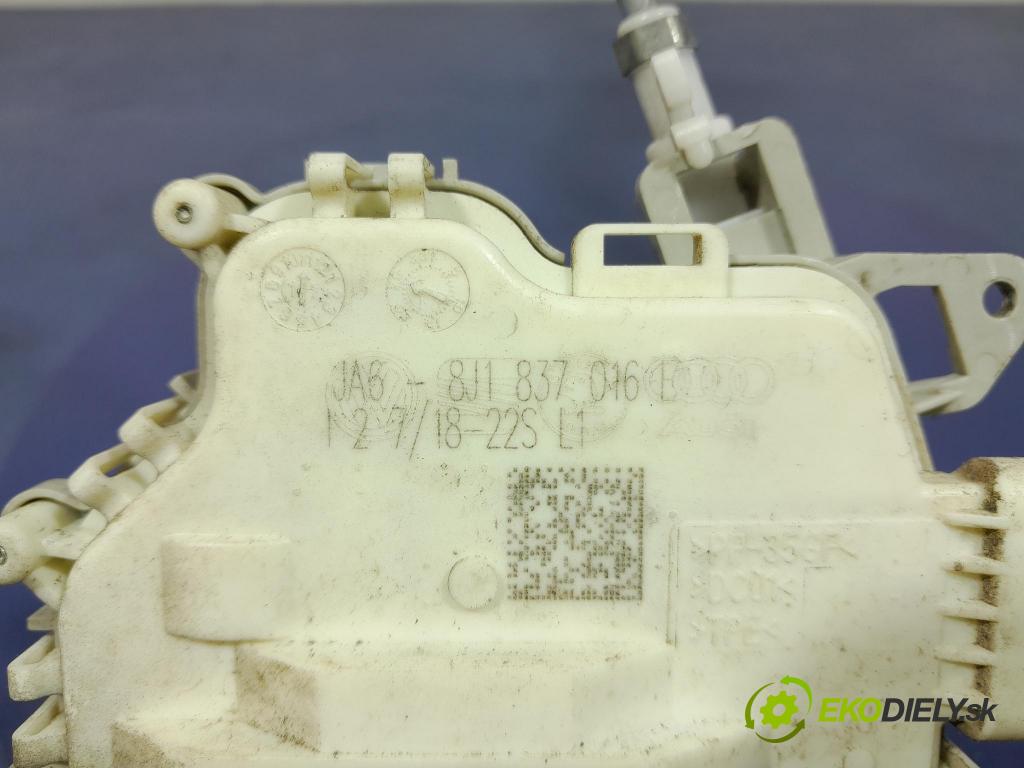 Audi Q7 2018 zámek dveře před v pravo: 8J1837016E