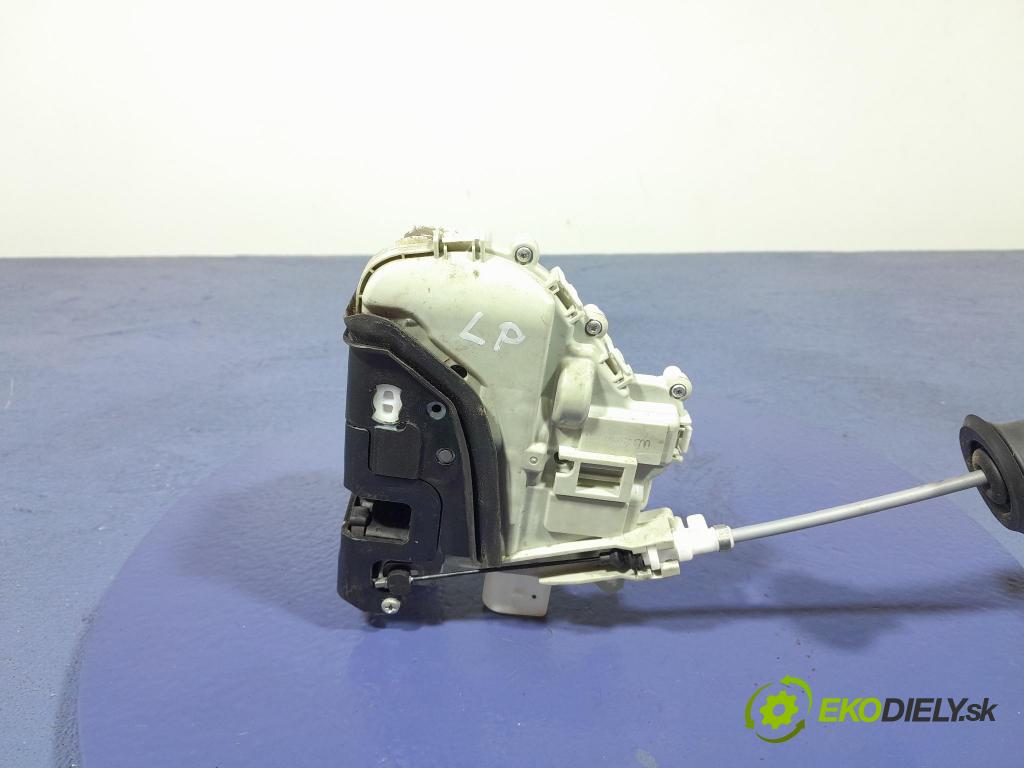 Audi Q7 2018 zámok dvere Predné Vľavo: 8J1837015E