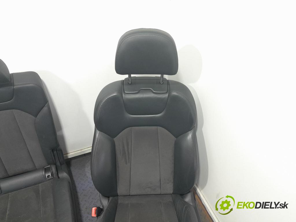 Audi Q7 2018 sedačke: Soubor.