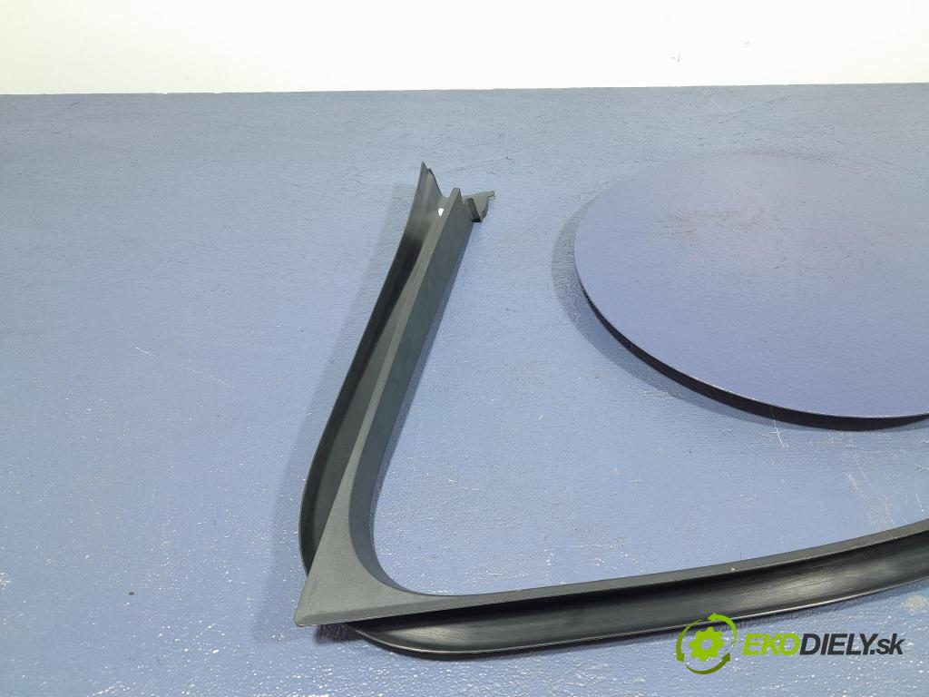 Audi Q7 2018 lišta Dekoratívne: 4M0867587