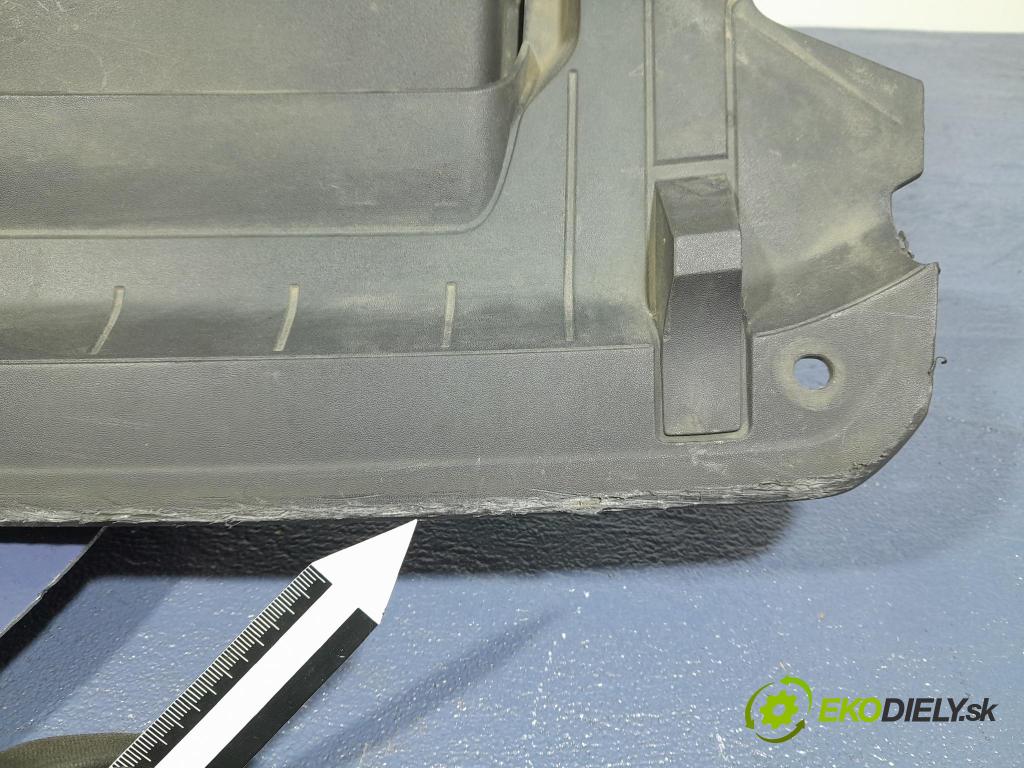 Audi Q7 2018 výztuha Čelní / stěna Přední 4M0807081