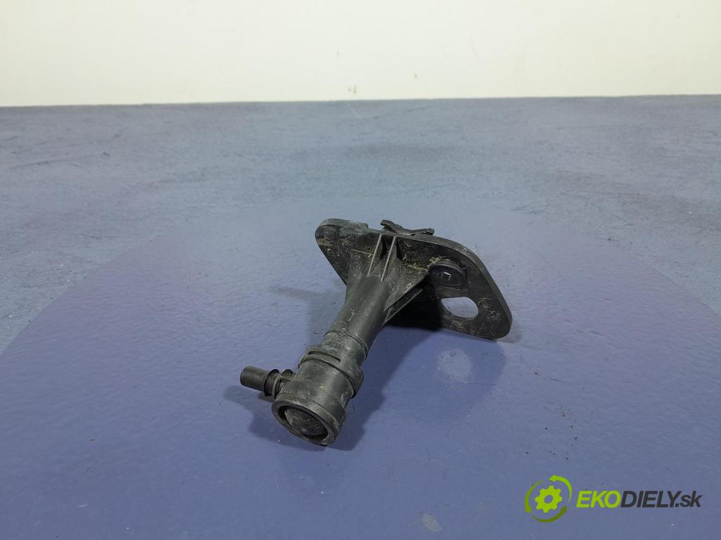 Audi Q7 2018 ostřikovač 4M0955101A