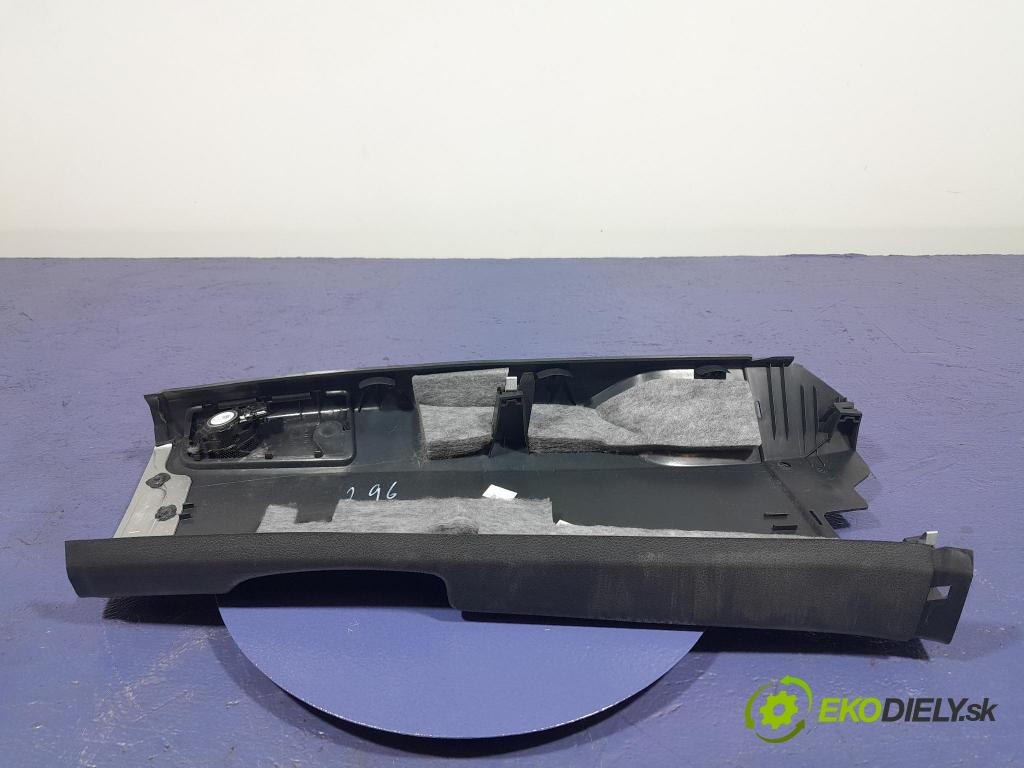 Audi Q7 2018 kryt Plast: Interiéry: 4M0867239F