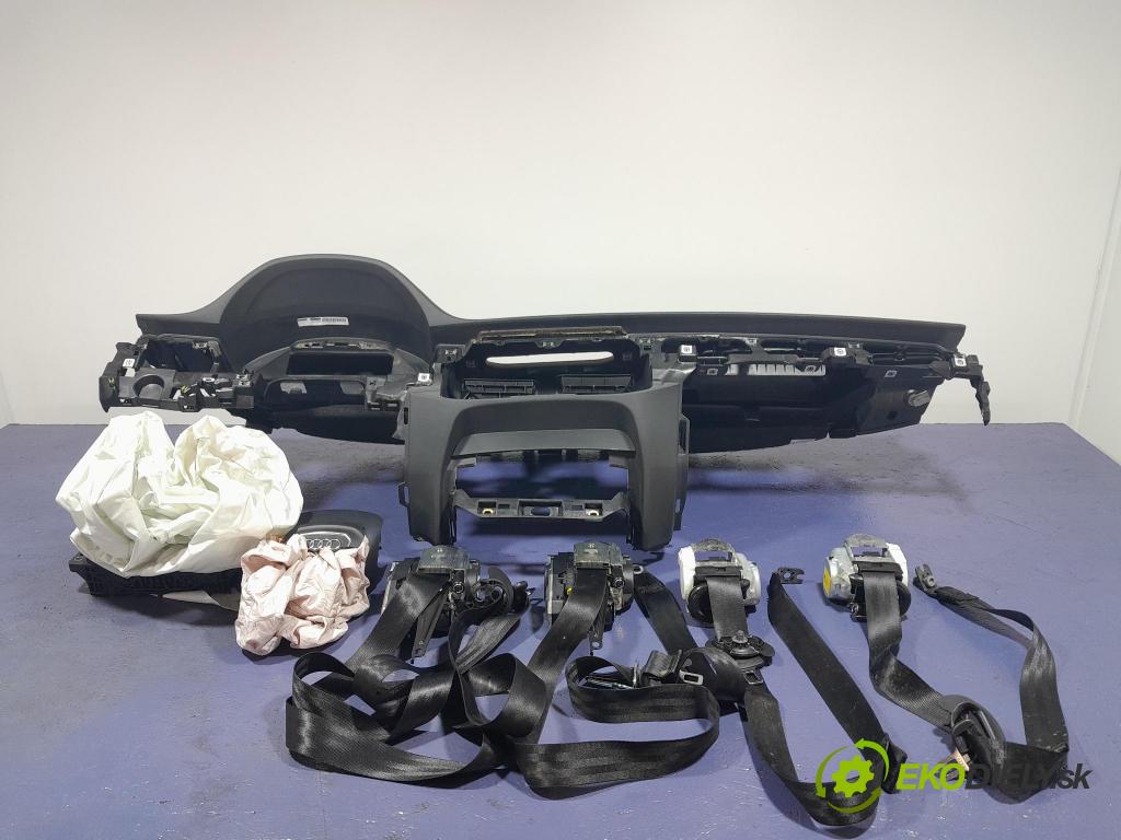 Audi Q7 2018 kokpit,přistrojova deska