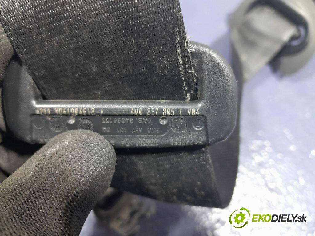 Audi Q7 2018 kokpit,přistrojova deska