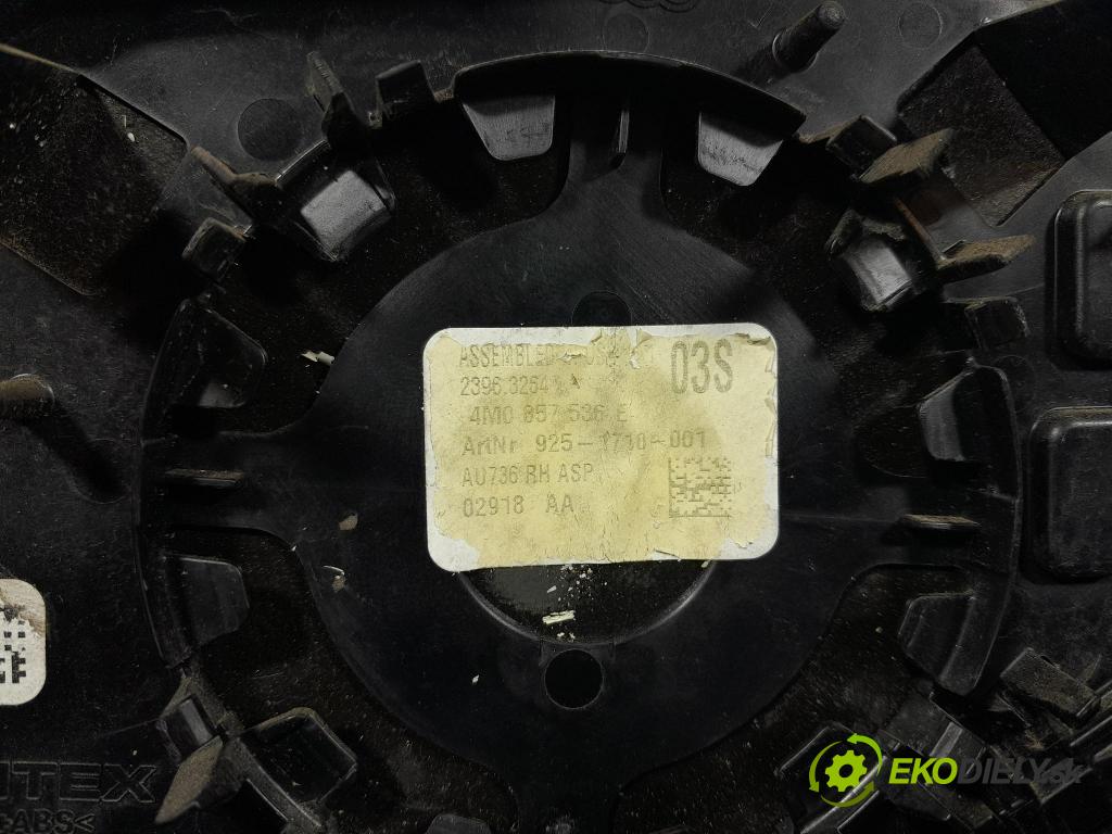 Audi Q7 2018 zpětné zrcátko prave 4M0857536E