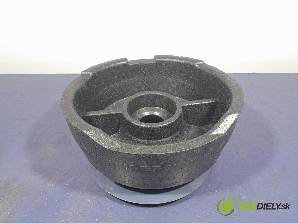 Audi Q7 2018 koš kola: Náhradní 4M0012109C