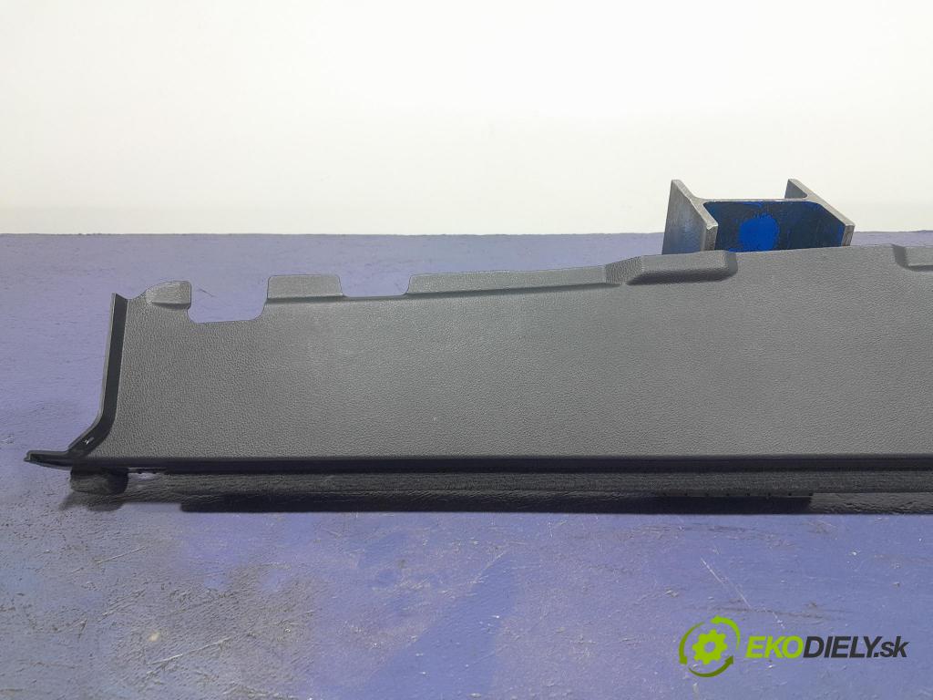 Audi Q7 2018 kryt Plast: Interiéry: 4M0863528J