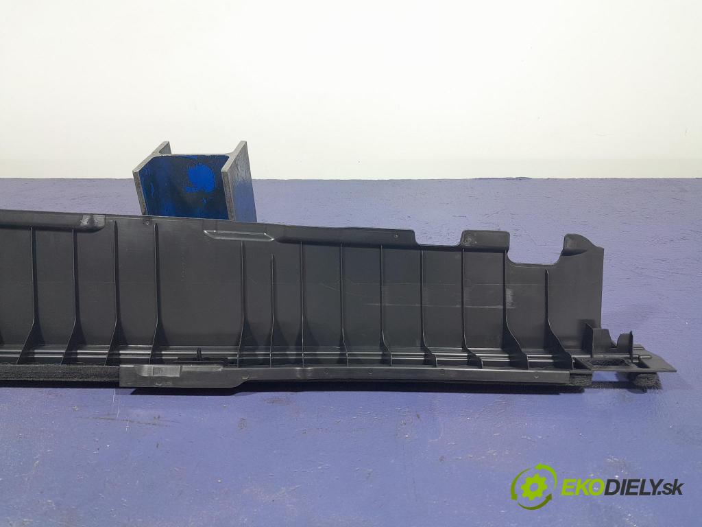 Audi Q7 2018 kryt Plast: Interiéry: 4M0863528J