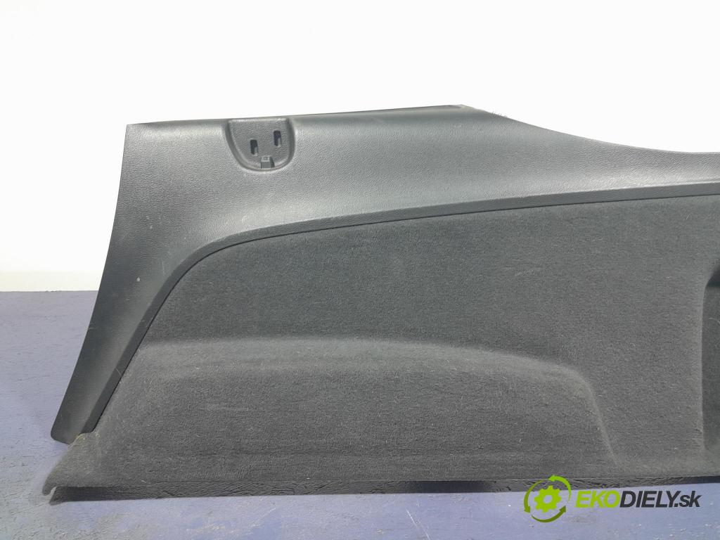 Audi Q7 2018 Tapacír: kufr 4M0863880B