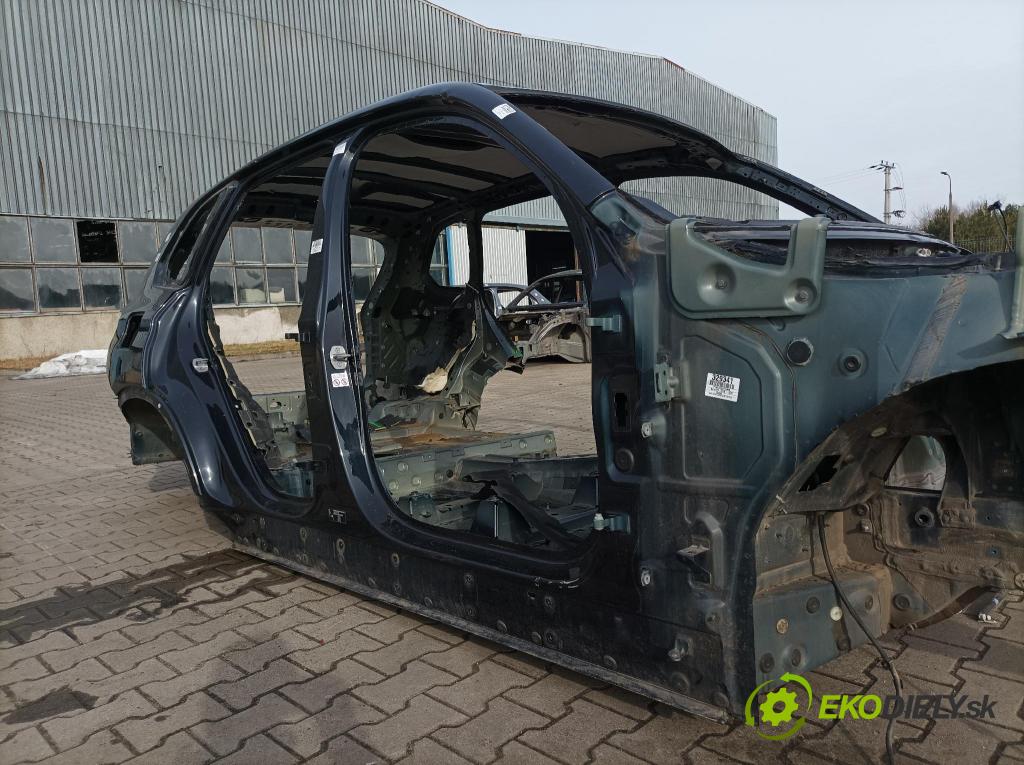 Bmw X5 0 práh v pravo: 