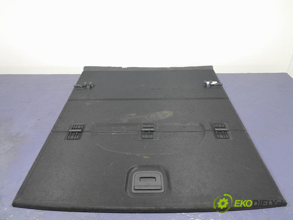 Audi Q7 2018 koberec do auta 4M0863462B