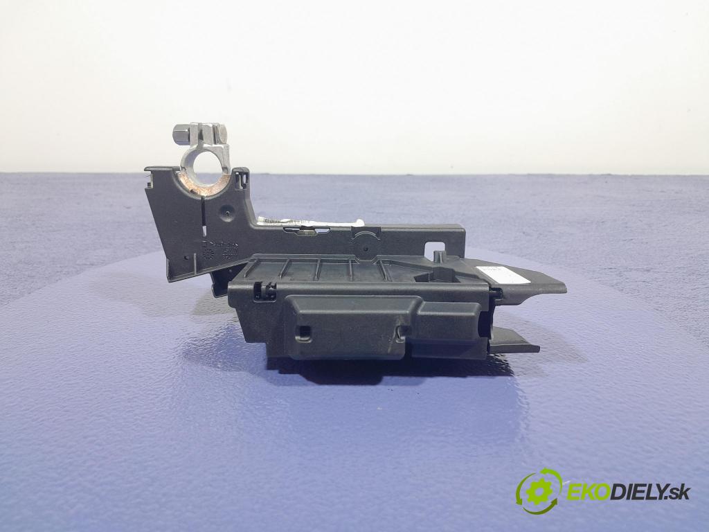 Skoda Kodiaq 2020 instalace Elektrický: 5QF915459A