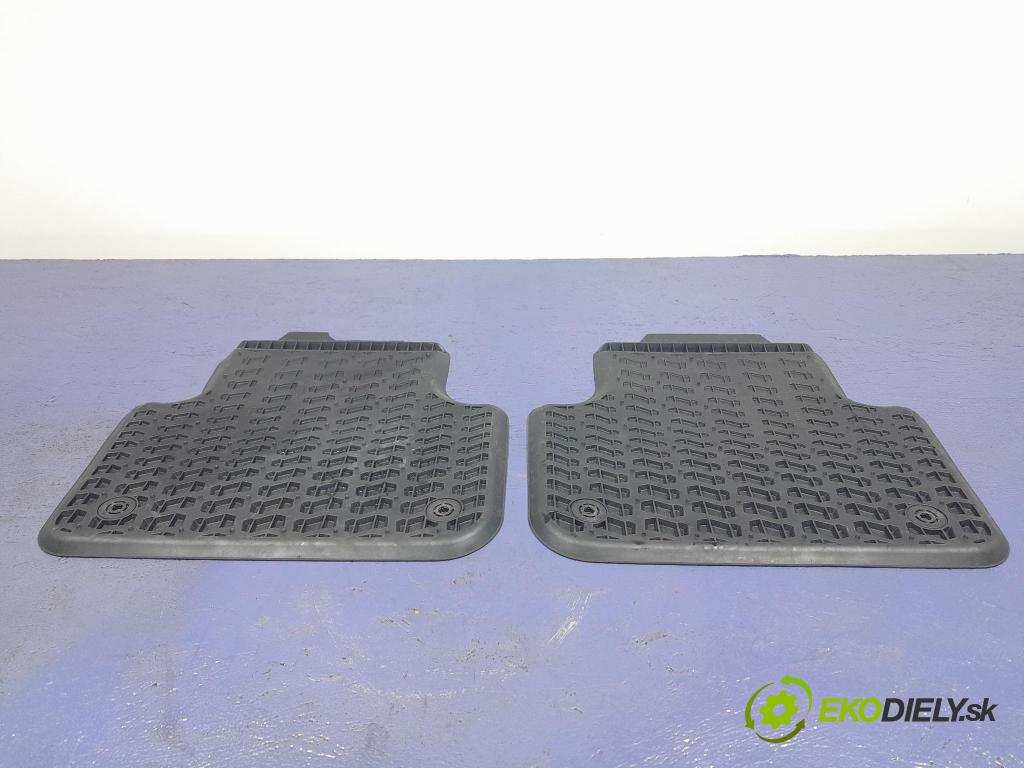 Audi Q7 2018 koberec do auta 4M1061501