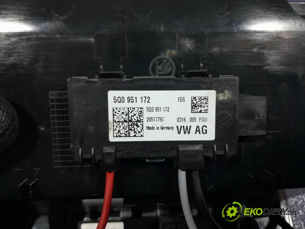 Skoda Kodiaq 2020 Svietidlá: Vnútri: 3V0868837E