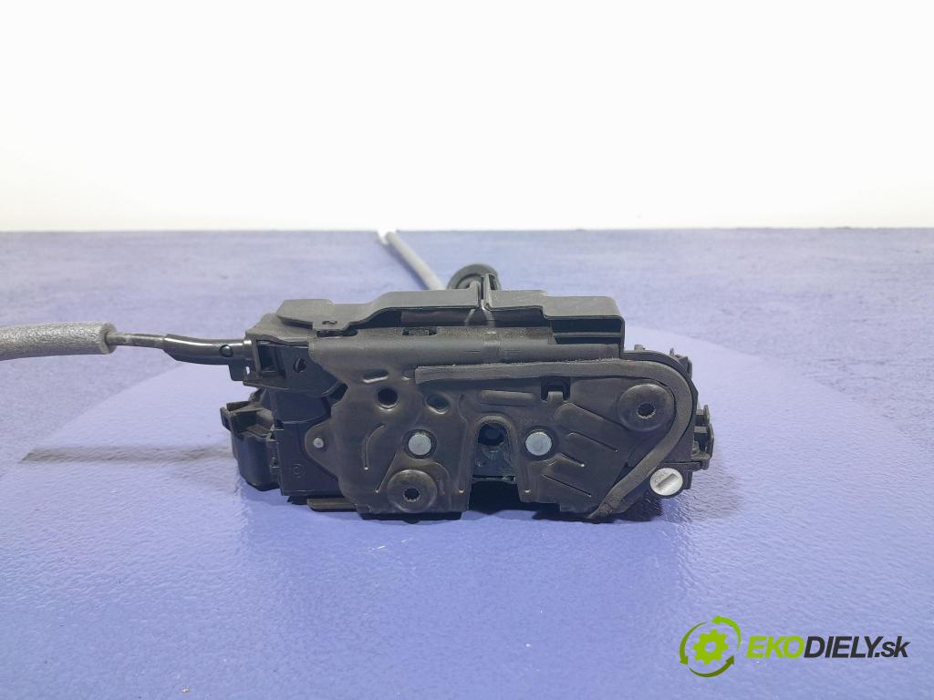 Skoda Kodiaq 2020 zámek dveře Zad: Levý: 5TA839015K