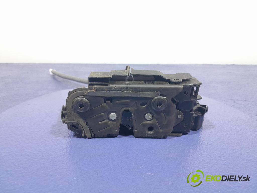 Skoda Kodiaq 2020 zámek dveře před v pravo: 5TB837016B