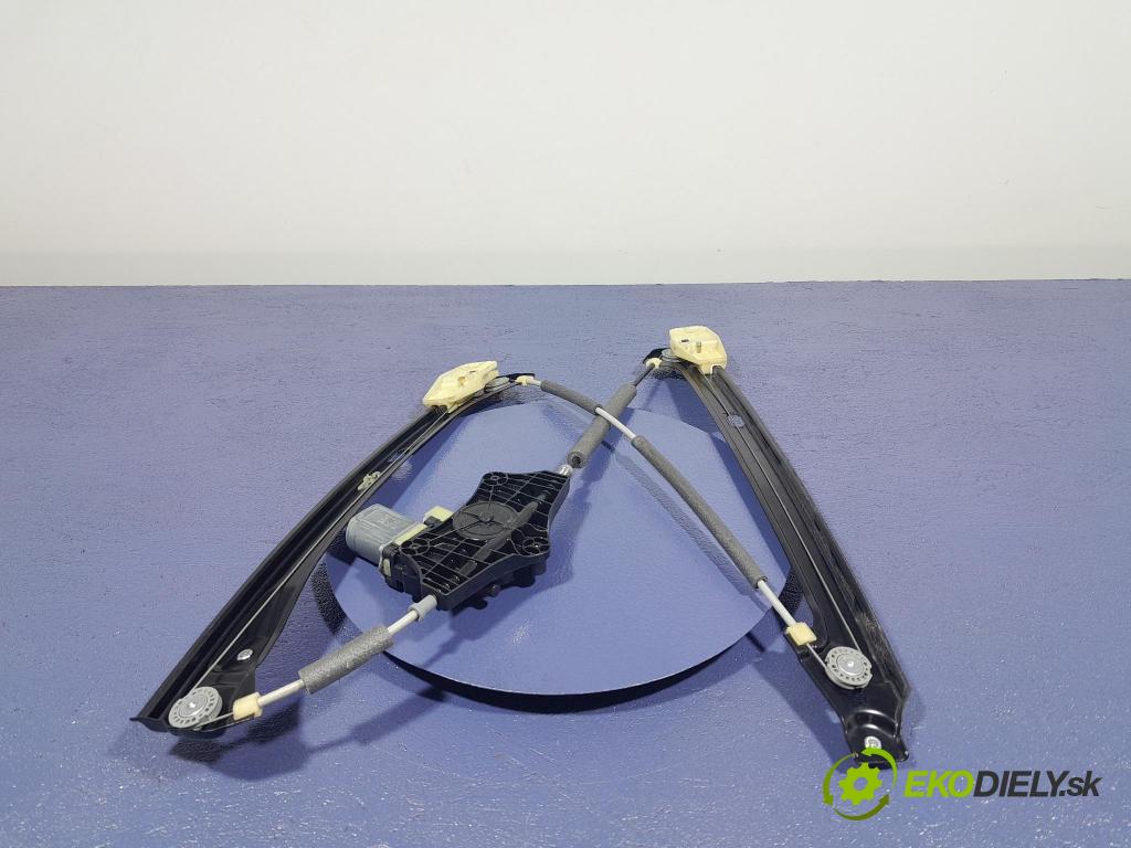 Skoda Kodiaq 2020 mechanismus stahování Sklenka: před Levý: