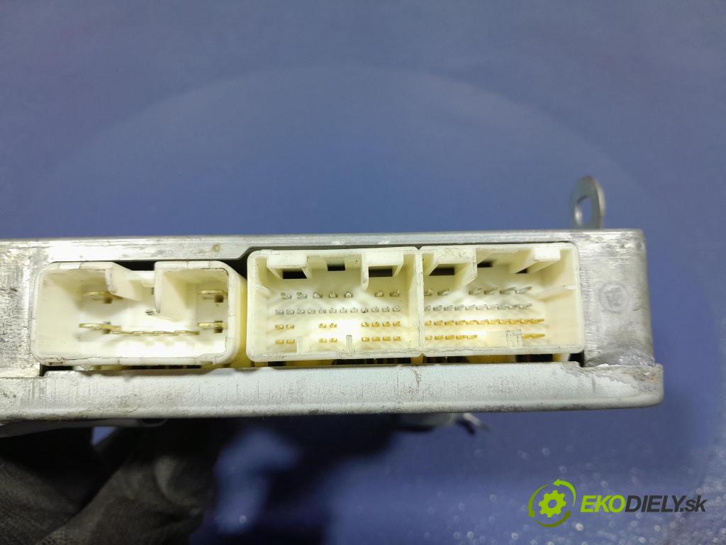 Citroen C1 2011 riadiaca jednotka skrine 89530-70090