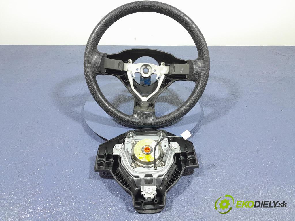 Citroen C1 2011 volant