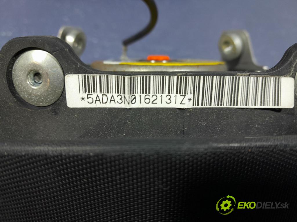 Citroen C1 2011 volant