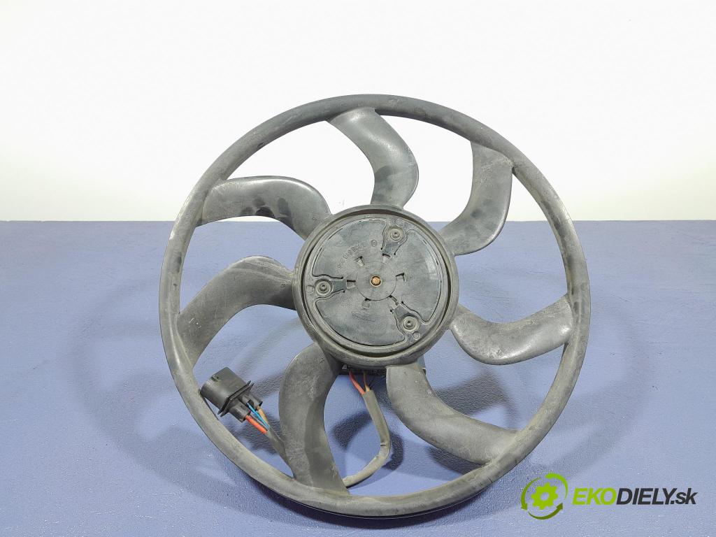 Audi Q7 2018 ventilátor Chladič: 8W0959455M