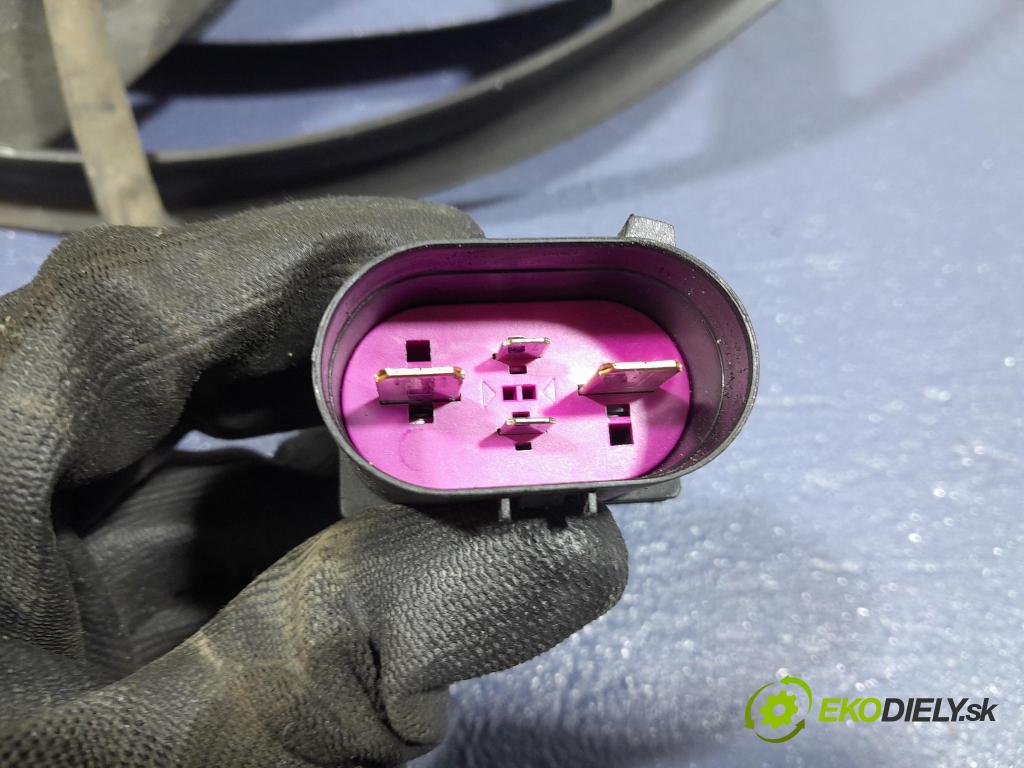 Audi Q7 2018 ventilátor Chladič: 8W0959455M