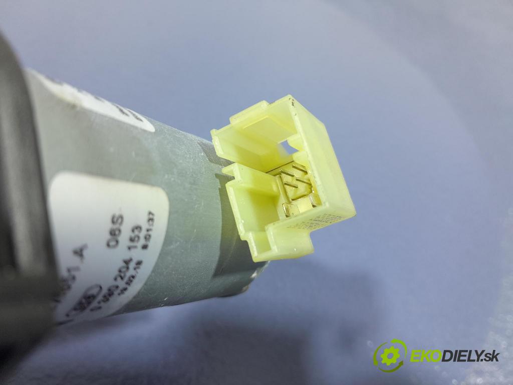 Audi Q7 2018 Aktuátor: 4M0827851A