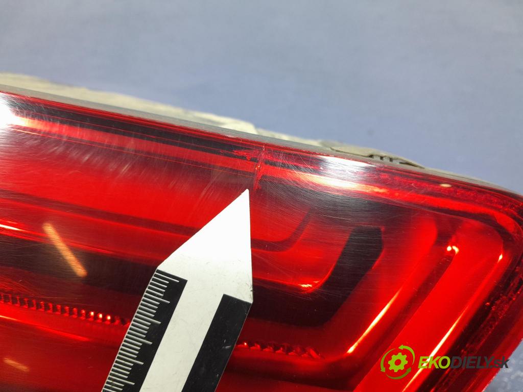 Audi Q7 2018 světlo Zad: levá Uvnitř 4M0945093M