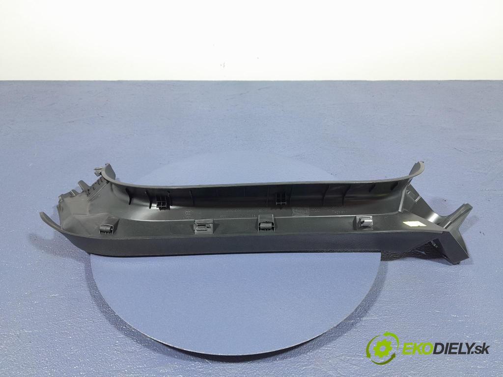 Audi Q7 2018 kryt Plast: Interiéry: 4M0867607E