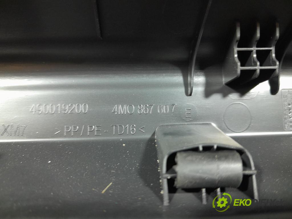 Audi Q7 2018 kryt Plast: Interiéry: 4M0867607E