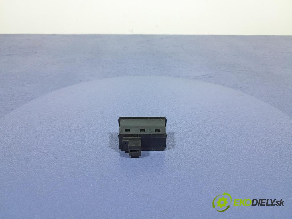 Audi Q7 2018 prepínač Klapky: kufra: 4G0959831D