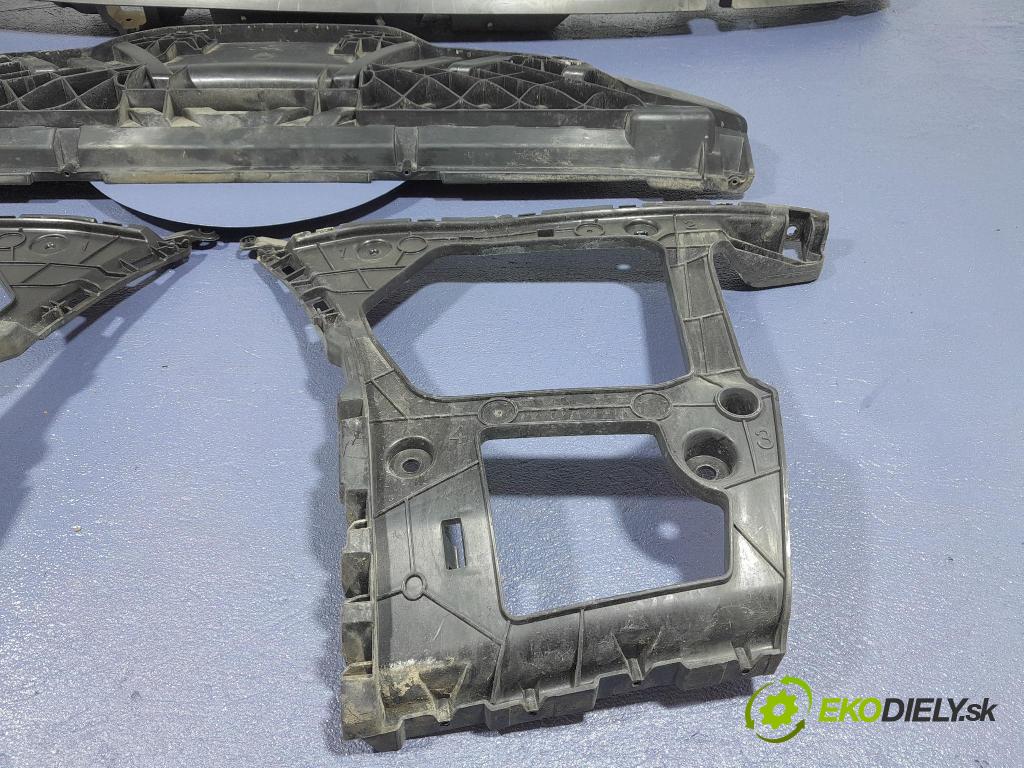 Audi Q7 2018 Upevnění: narazník 4M0807458