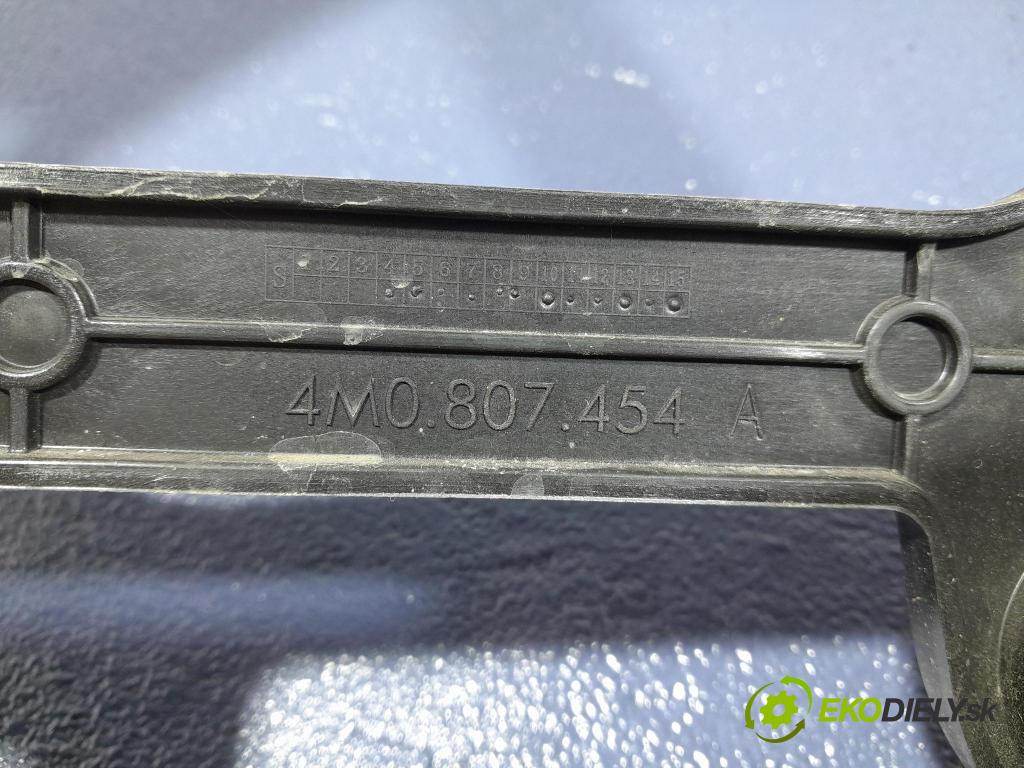 Audi Q7 2018 Upevnění: narazník 4M0807458