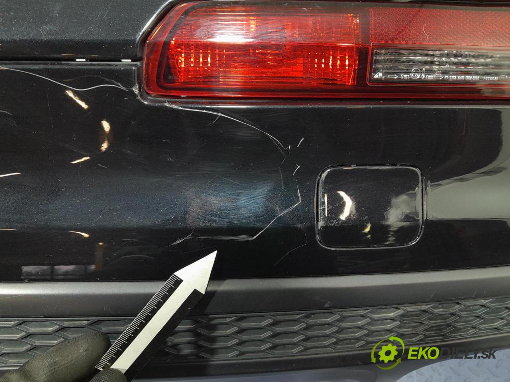 Audi Q7 2018 nárazník Zad: