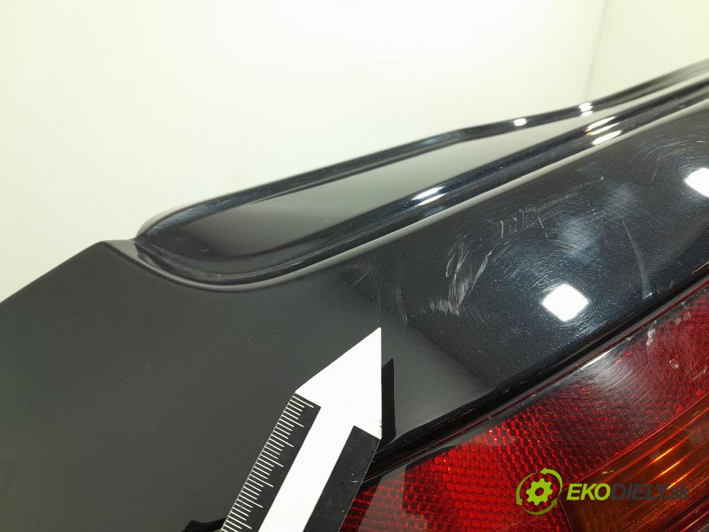 Audi Q7 2018 nárazník Zad: