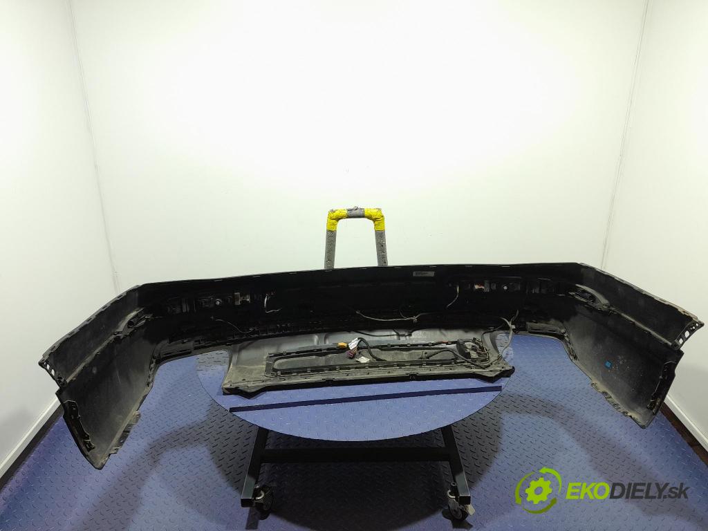 Audi Q7 2018 nárazník Zad: