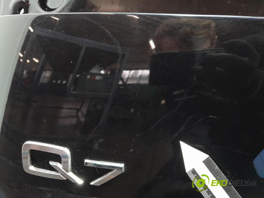 Audi Q7 2018 zadní dveře kufra: kufr