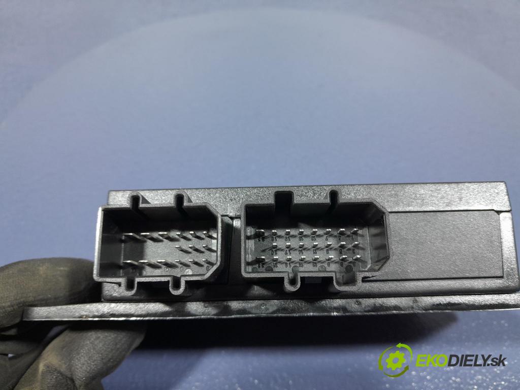 Vw Passat 2003 riadiaca jednotka Komfortu 1C0959799B