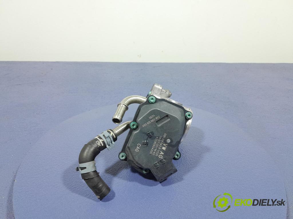 Skoda Kodiaq 2020 klapka 03N128063B