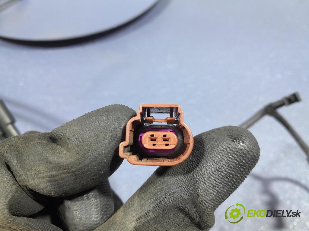 Skoda Kodiaq 2020 vstřikovač 03N131113D