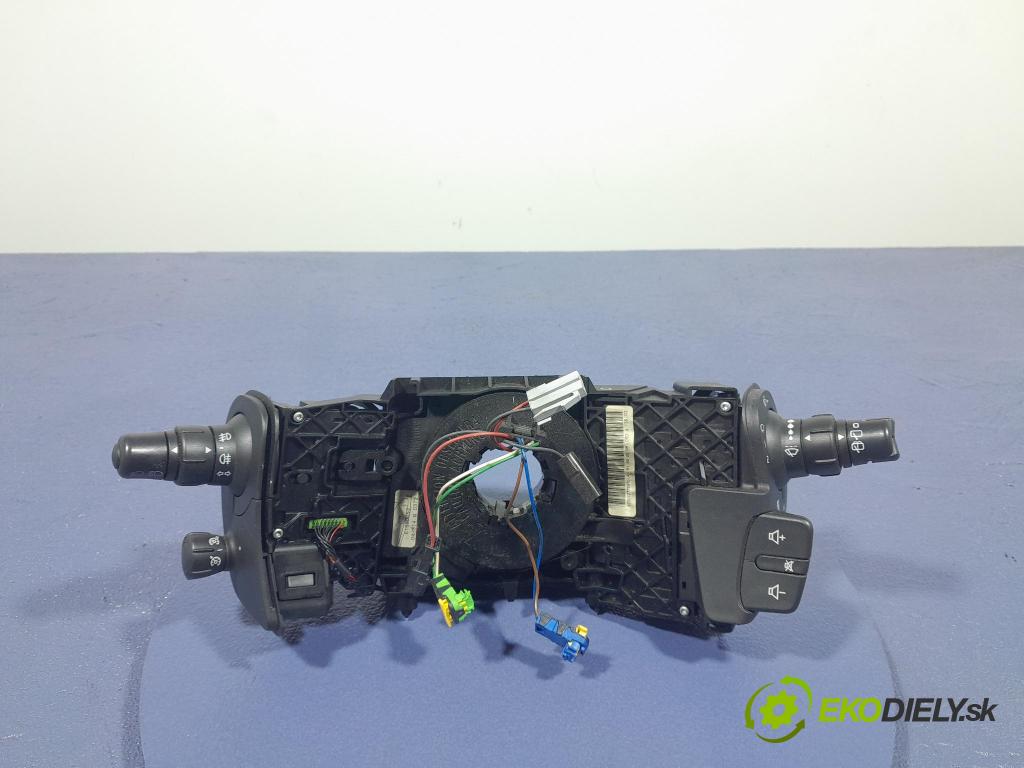 Renault Scenic 2004 Přepínač Komplex: 8200127728