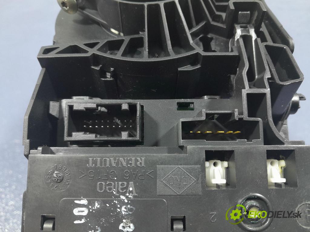 Renault Scenic 2004 Přepínač Komplex: 8200127728